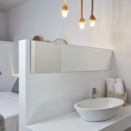 Mr And Mrs White Corfu Couples Retreat Adults Only Αχαράβη